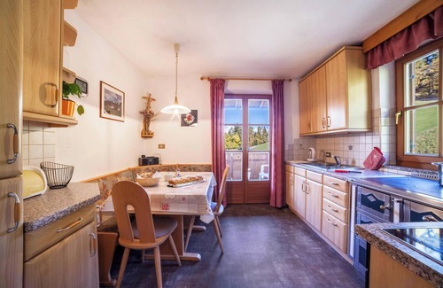 Schenna Apartment | Apartment 'Hoferhof Bergspitze' with Mountain Views, Balcony & Wi-Fi