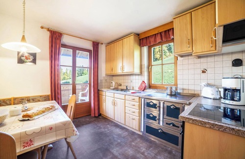 Schenna Apartment | Apartment 'Hoferhof Bergspitze' with Mountain Views, Balcony & Wi-Fi