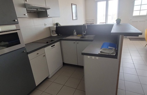 Kerroch Apartment | Apartment "Houat" - Douceur de Vivre au Bord de l'Océan