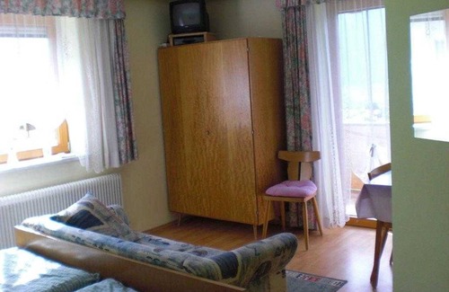 Buch in Tirol Apartment | Apartment - House Pfandler