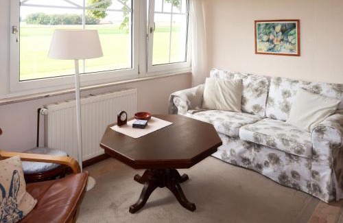 Ditzumerhammrich Apartment | Apartment Huuske am Polder by Interhome