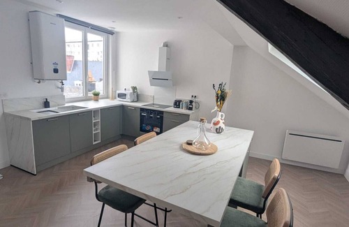 Republique Apartment | Apartment Hyper center