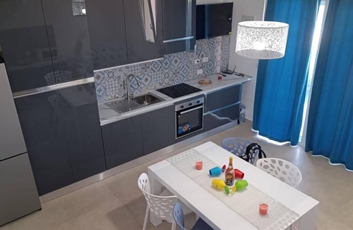 Pachino Apartment | Apartment 'I Due Mori Marzamemi' with Sea View, Wi-Fi and Air Conditioning