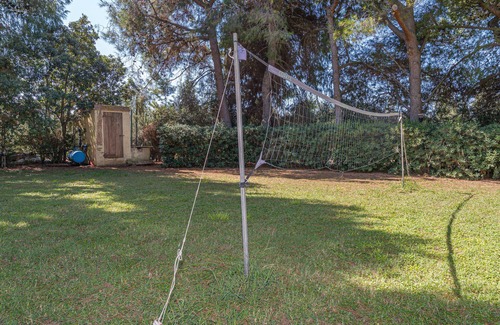 Donoratico Apartment | Apartment 'I Cavalleggeri - Pegaso' with Shared Pool, Shared Garden and Wi-Fi