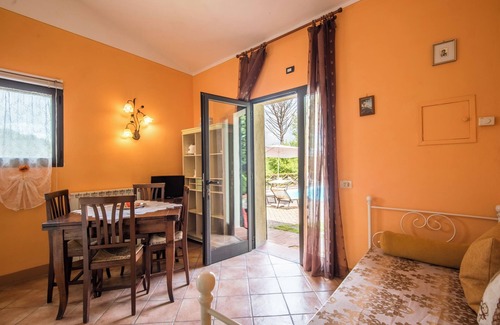 Asciano Other | Apartment "Il Paradiso - Ocra" with Shared Pool & Wi-Fi