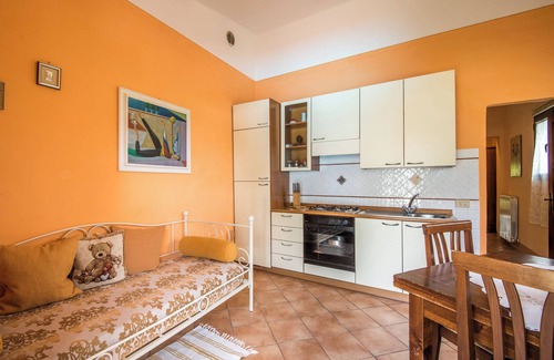 Asciano Other | Apartment "Il Paradiso - Ocra" with Shared Pool & Wi-Fi
