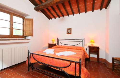 Neri Apartment | Apartment Il Pettirosso n-7 by Interhome
