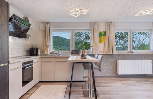 Hofsgrund Apartment | Apartment 'Im Grünen' with Mountain View, Private Garden and Wi-Fi