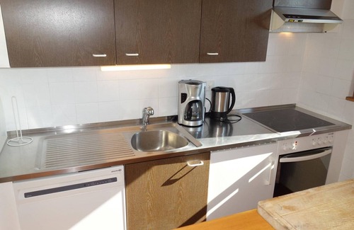 Veysonnaz Apartment | Apartment in 4 Vallées near Ski Lift