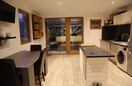 Val Vanoise Apartment | apartment in a chalet in Courchevel near brides les bains