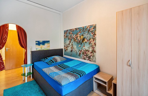Nussdorf am Inn House | Apartment In A Hotel 'Nußdorfer Hof - Apartment 6' with Mountain View and Wi-Fi