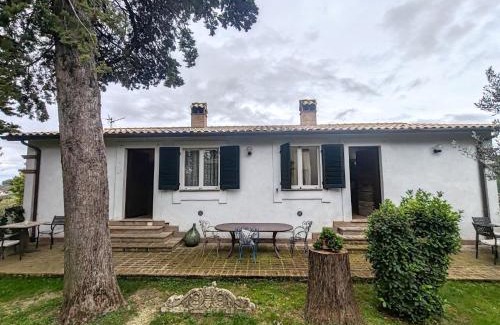 Giano dell'Umbria House | Apartment in a farmhouse with swimming pool