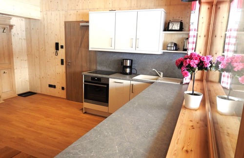 Oberstdorf Condo | Apartment in a newly built solid wood house with breathtaking panoramic views