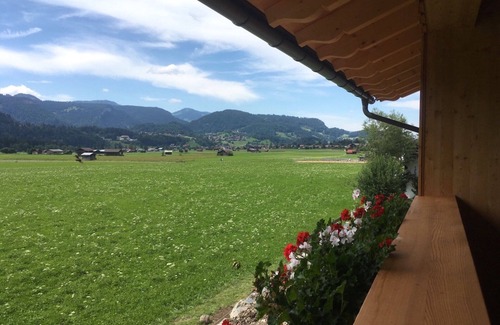 Oberstdorf Condo | Apartment in a newly built solid wood house with breathtaking panoramic views