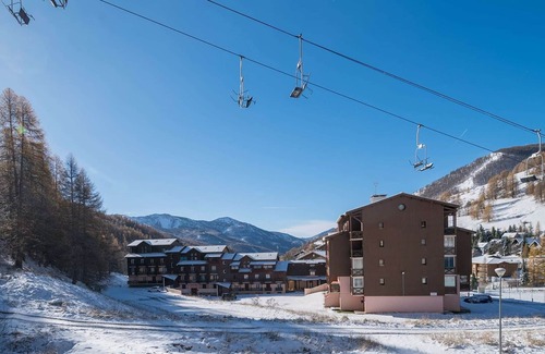 Allos Apartment | Apartment in Allos with Mountain Views