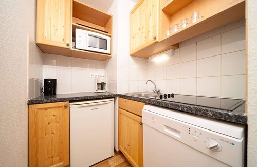 Allos Apartment | Apartment in Alps near Ski Slopes