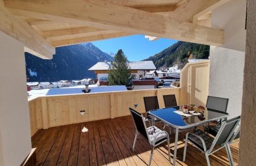 Neustift Im Stubaital Apartment | Apartment in Stubai Alps with SuperCard