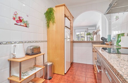 Frigiliana Apartment | Apartment "In Balcón de Frigiliana" with Sea View, Shared Pool & Wi-Fi