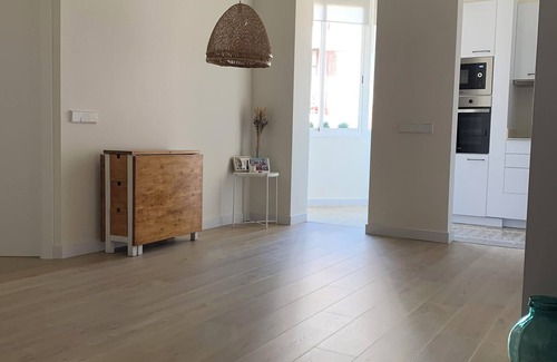 Sants Apartment | Apartment in Barcelona ideal for couples. 10 minutes walking from Sants station!