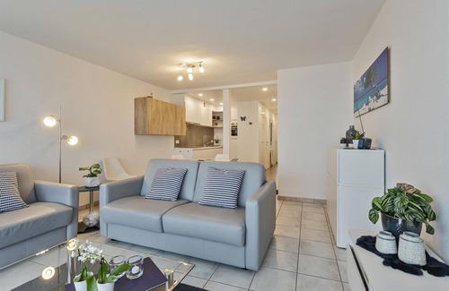 Blankenberge Apartment | Apartment in Blankenberge with Sea Views