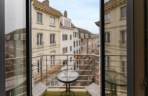 Blankenberge Apartment | Apartment in Blankenberge near Beach, cleaning included
