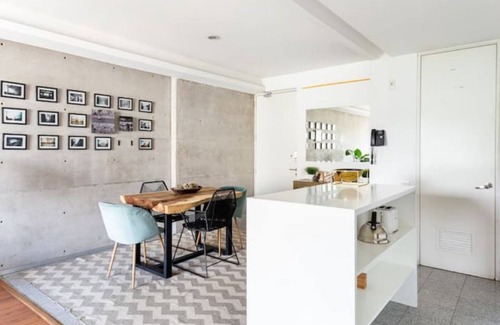 La Condesa Condo | Apartment in Condesa with views of Chapultepec Castle. Gym, pool & parking