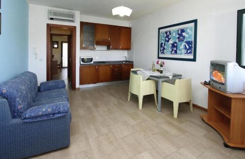 Mazzorno Sinistro Apartment | Apartment in Cavallino by Adriatic Beach
