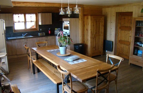 Les Saisies Apartment | Apartment in chalet at les saisies center