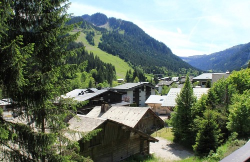 Chatel Apartment | Apartment in Chatel with balcony