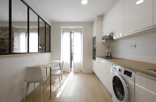 San Sebastian Apartment | Apartment in Donostia well connected downtown