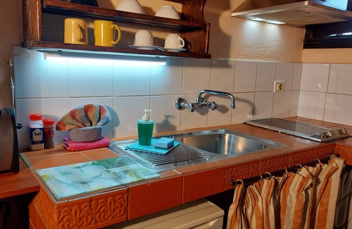 El Guincho Apartment | Apartment in rustic style with small terrace in the patio