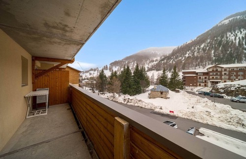 Allos Apartment | Apartment in French Alps with Heated Pool