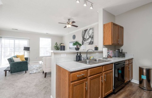 Greenwood Apartment | Apartment In Greenwood
