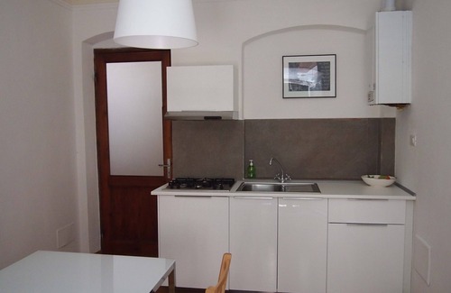 La Spezia Historic Centre Apartment | Apartment in historic building in the center of La Spezia close to 5 Terre