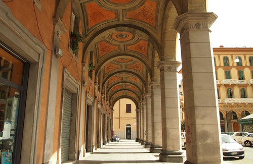 La Spezia Historic Centre Apartment | Apartment in historic building in the center of La Spezia close to 5 Terre