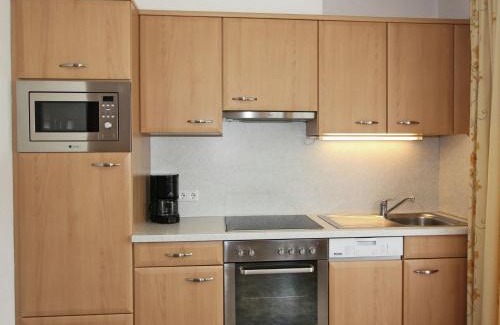 Stumm Apartment | Apartment in Kaltenbach near Ski Lift