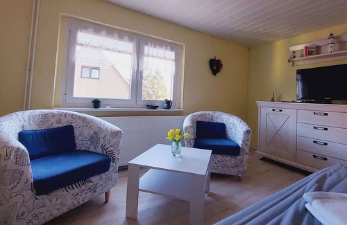 Kroepelin Apartment | Apartment in Kröpelin with Terrace