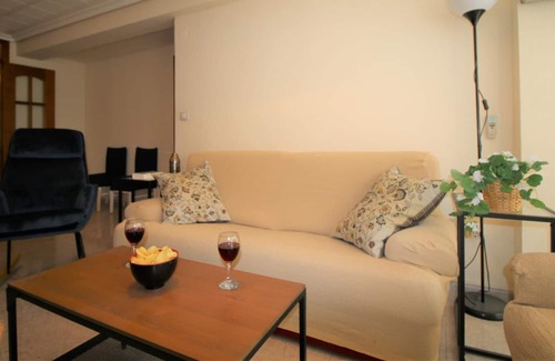 Leon XIII-Los Naranjos Apartment | Apartment in La Macarena, perfect for 5 people