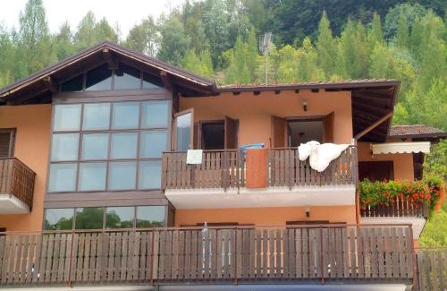 Molina di Ledro House | Apartment in Ledro by Lake & Dolomites