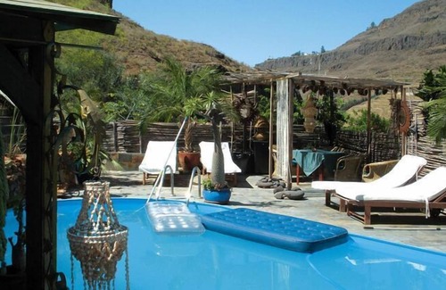 San Bartolome de Tirajana Apartment | Apartment in Maspalomas with garden
