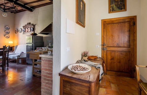 Pienza Apartment | Apartment in Monticchiello with 2 bedrooms sleeps 4