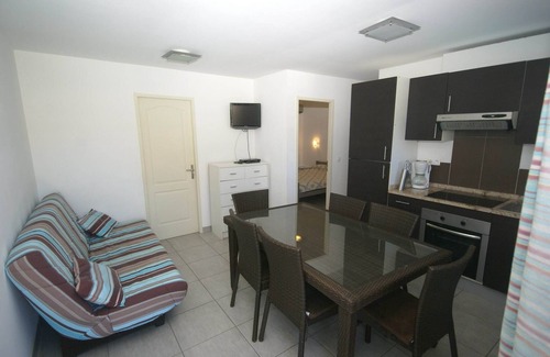 Moriani-Plage Apartment | Apartment in Moriani-Plage by the Beach