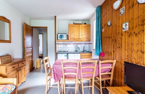 Les Esserts Apartment | Apartment in Morillon near Ski Resort