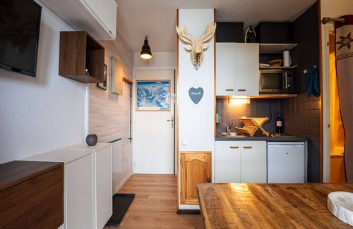Les Esserts Apartment | Apartment in Morillon near Ski Resort