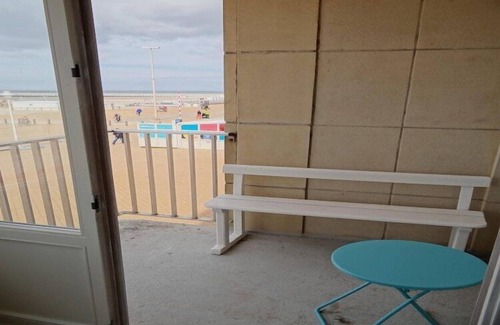 Nieuwpoort-Bad Apartment | Apartment in Nieuwpoort by the Beach