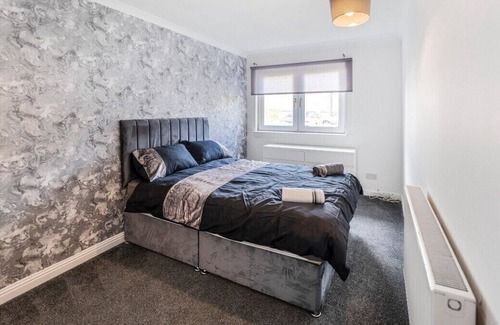 Coatbridge Apartment | Apartment in North Lanarkshire