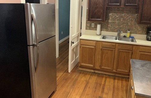 Smyrna Apartment | Apartment in one of Smyrna’s oldest buildings.
