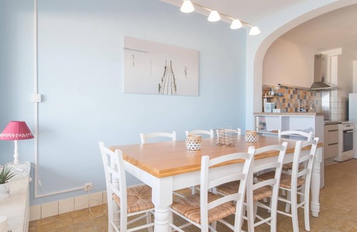 Ostend Apartment | Apartment in Ostend with Stunning Sea View