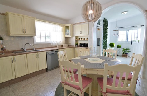 Chayofa Apartment | Apartment in private Villa with sea views, community pool, WIFFI.