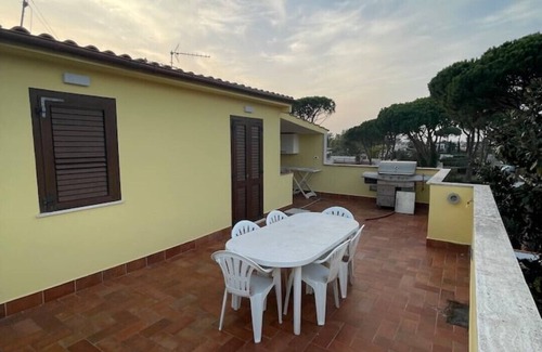 Latina Lido Apartment | Apartment in Residence 900 meters from the sea with private parking space
